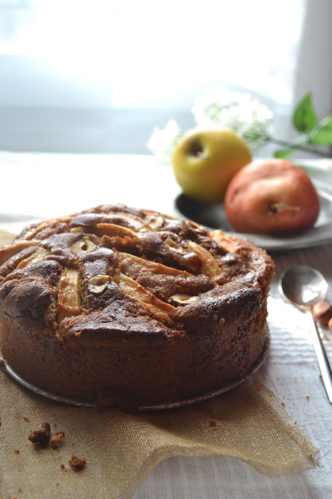 gâteau pomme cannelle et noisettes