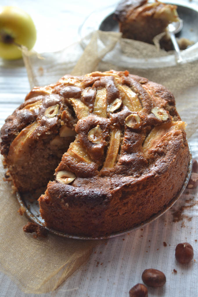 gâteau pomme cannelle et noisettes