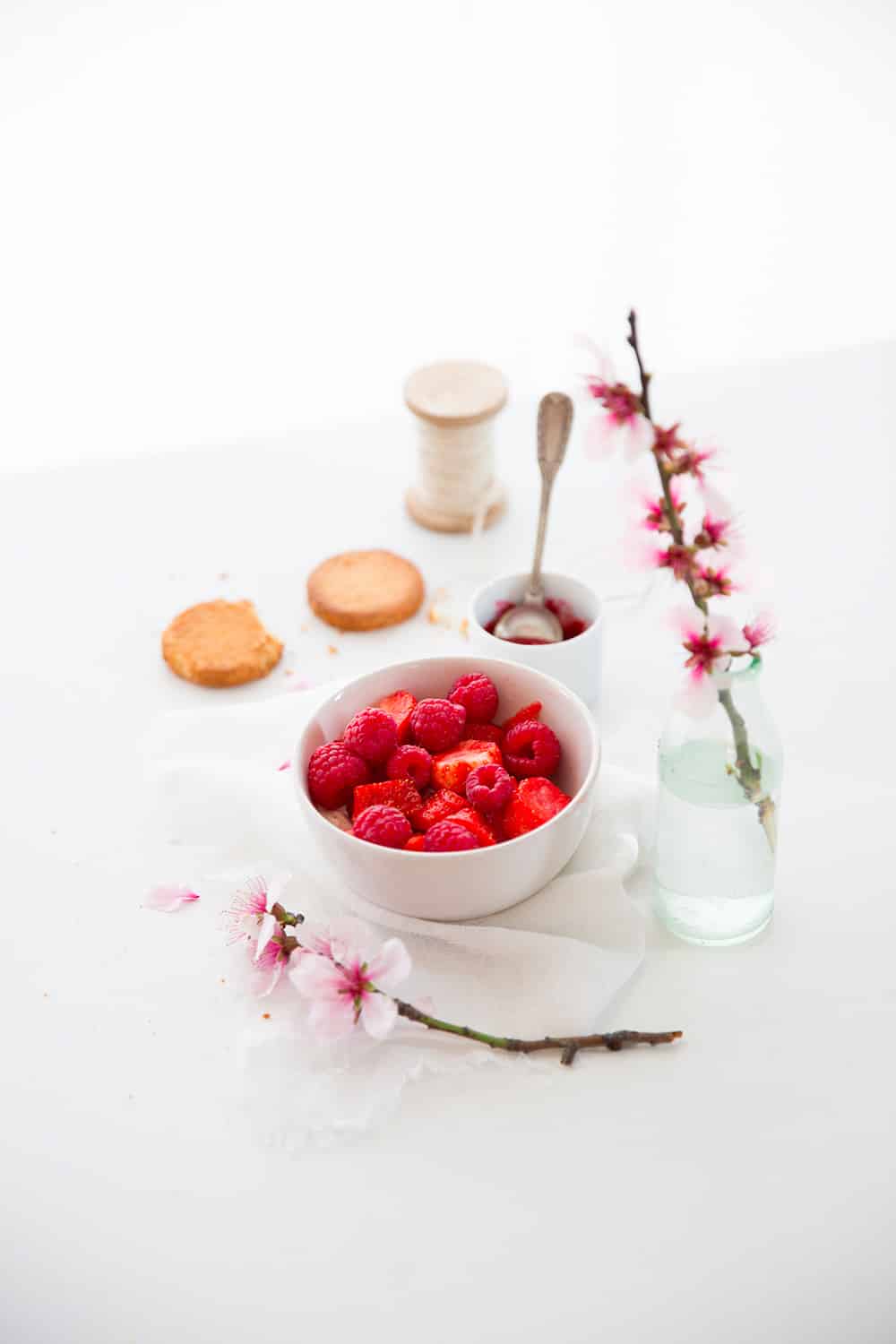 Ingrédients pour Cheesecakes 'in a jar' framboise rhubarbe