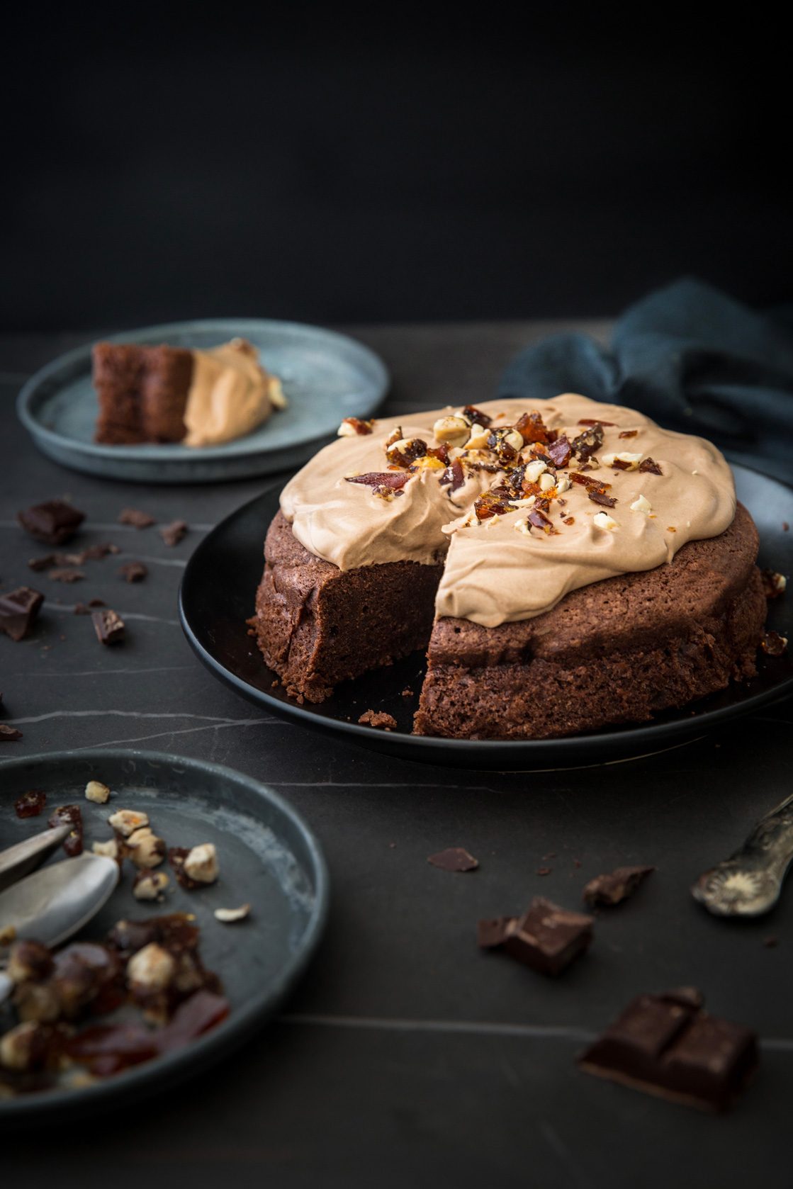 Gâteau au chocolat et crème praliné - Studio Demi Sel