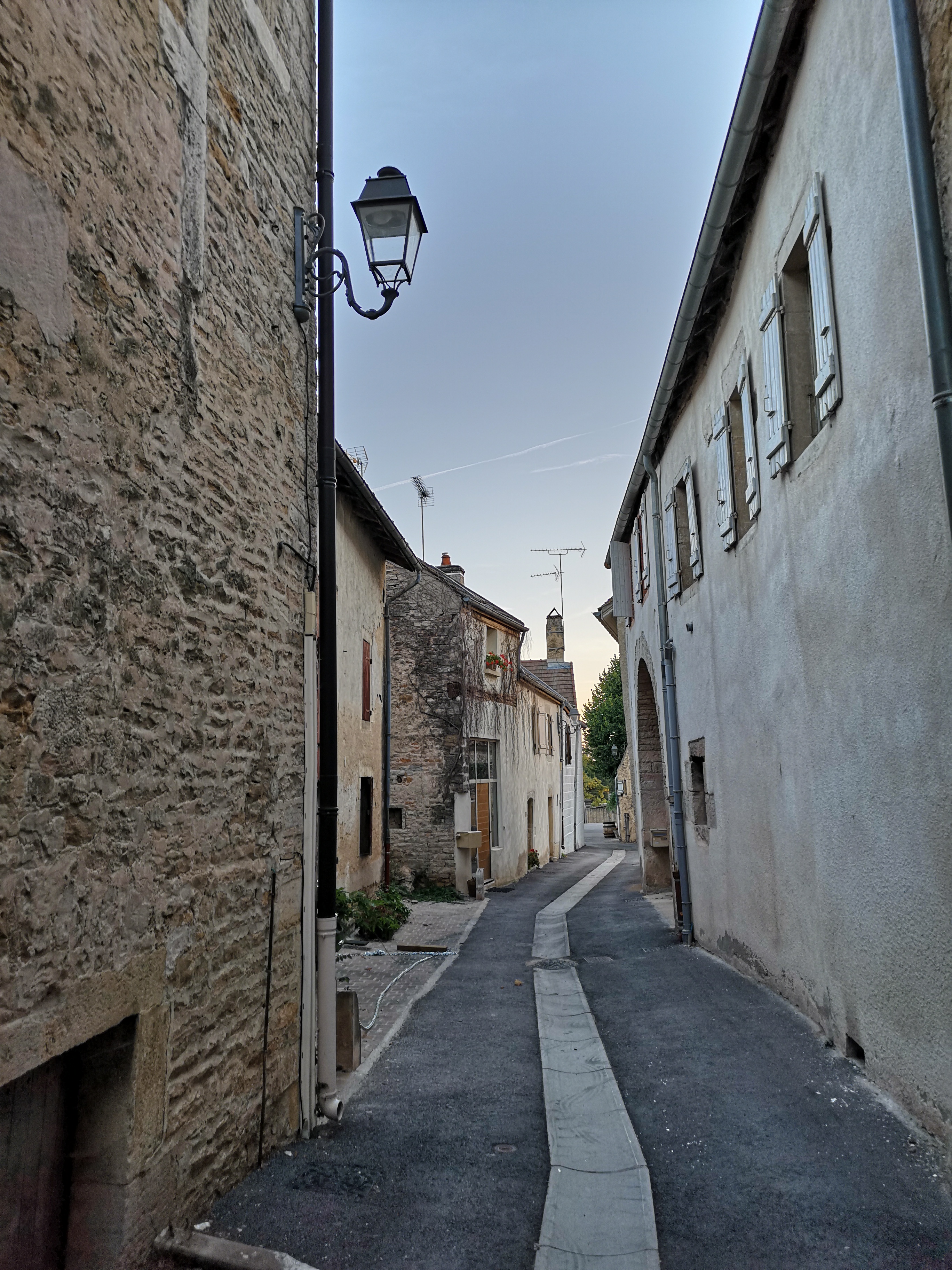 RUE BOURGOGNE