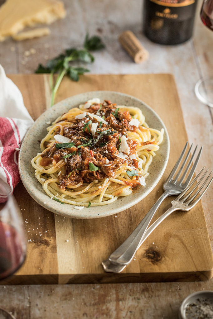 pasta al ragù à l'agneau gros plan